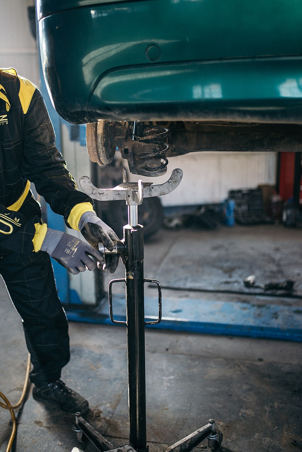 5 Signs Your Brake Pads Need Replacement
